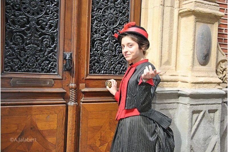 Exploring 19th Century Glamour with Madame Rose in Toulouse - The Authenticity and Entertainment Factor