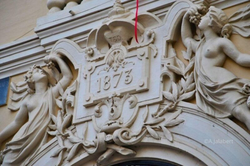 Exploring 19th Century Glamour with Madame Rose in Toulouse - Practical Considerations