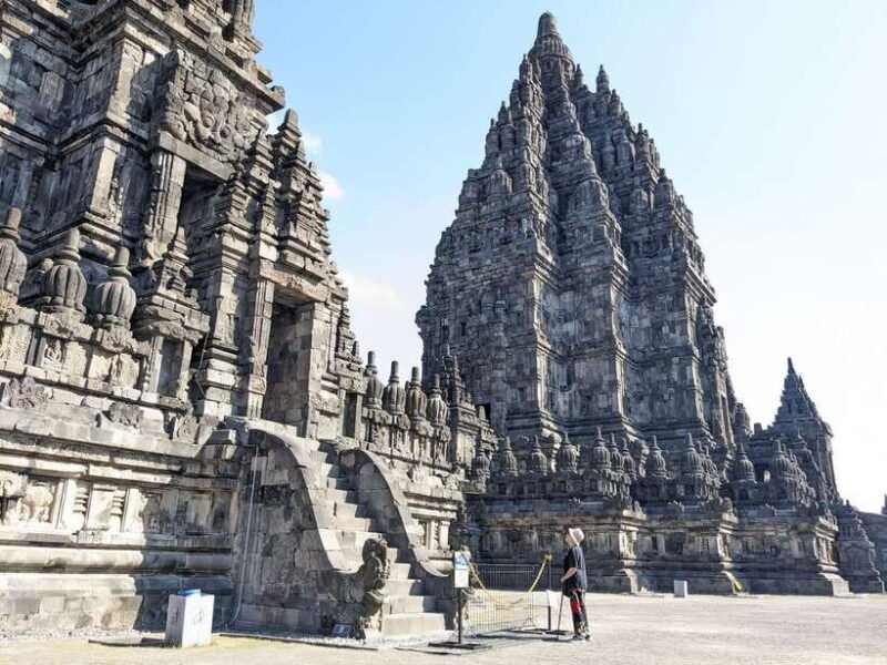 exploring-borobudur-prambanan-kraton-yogyakarta