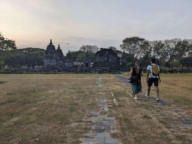 exploring-borobudur-prambanan-kraton-yogyakarta