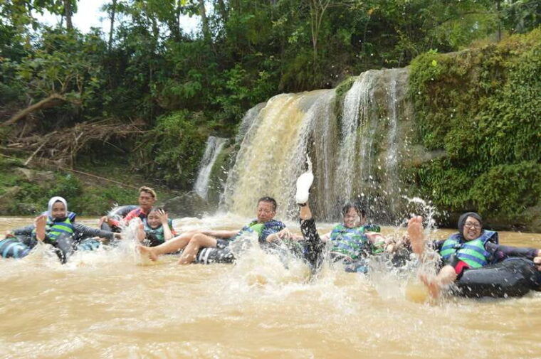 exploring-borobudur-prambanan-kraton-yogyakarta