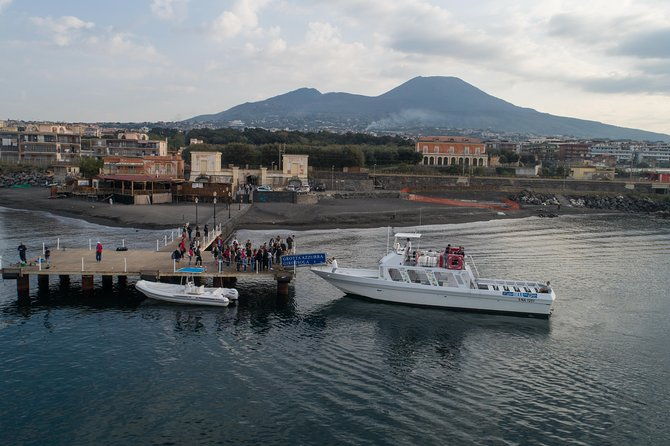 exploring-capri-and-anacapri-from-rome-sea-and-city-sightseeing-tour-2