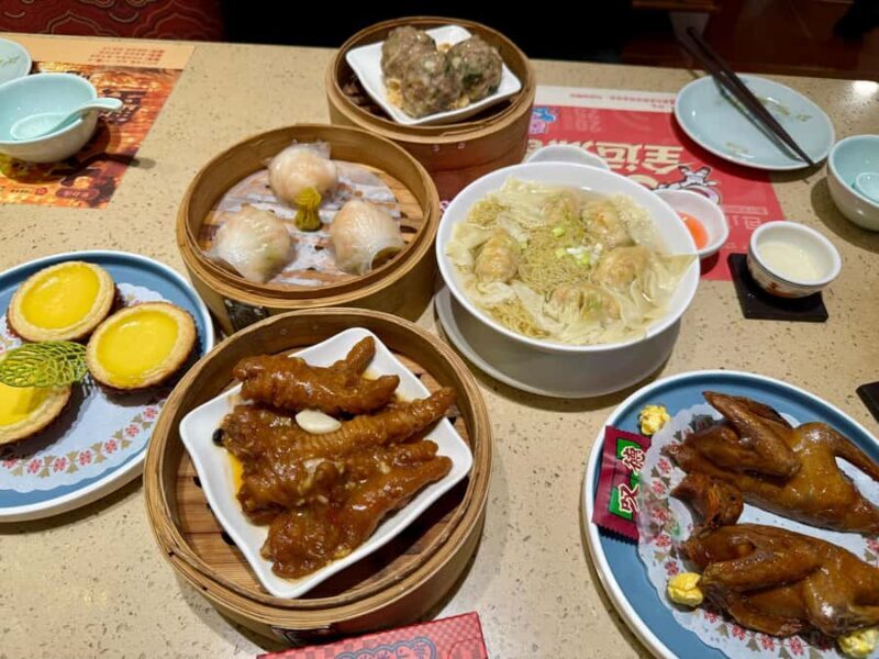 Exploring Chengdu's Old Streets: Coffee and Classic Snacks - Discovering Chengdu’s Culinary & Cultural Gems