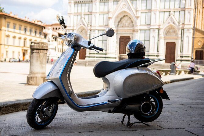 exploring-chianti-by-electric-vespa-self-drive