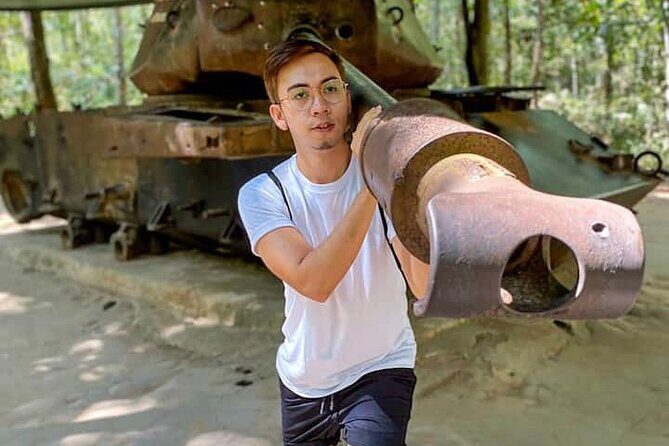 Exploring Cu Chi Tunnels Tour with Local Guider - Key Points