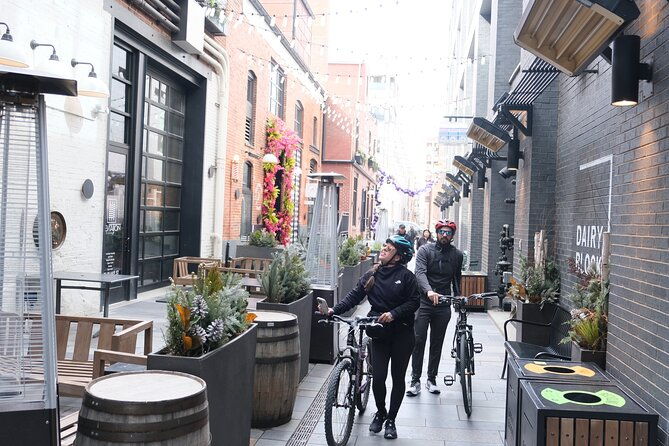 exploring-denver-by-bike-on-half-day-tour-2