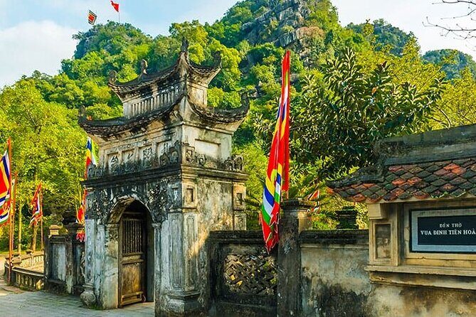 Exploring Hoa Lu - Tam Coc in Ninh Binh - Full Day - The Experience Breakdown: What to Expect