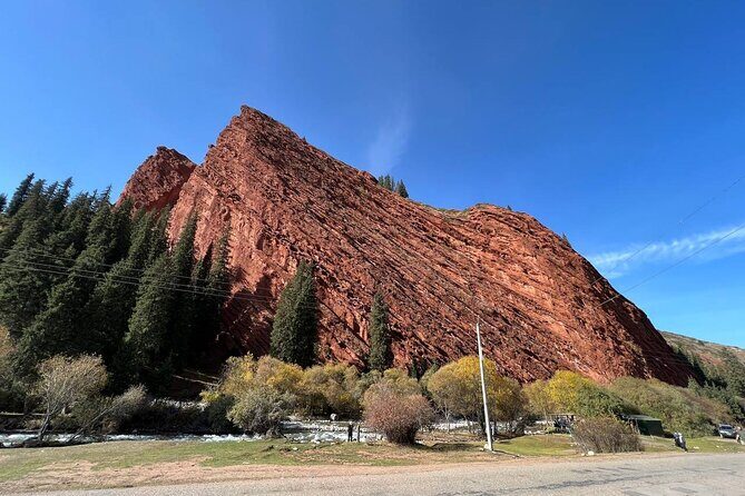 Exploring Kyrgyzstan in 9 days from Bishkek - Day 5 & 6: From Mountains to Lakes and Gorges