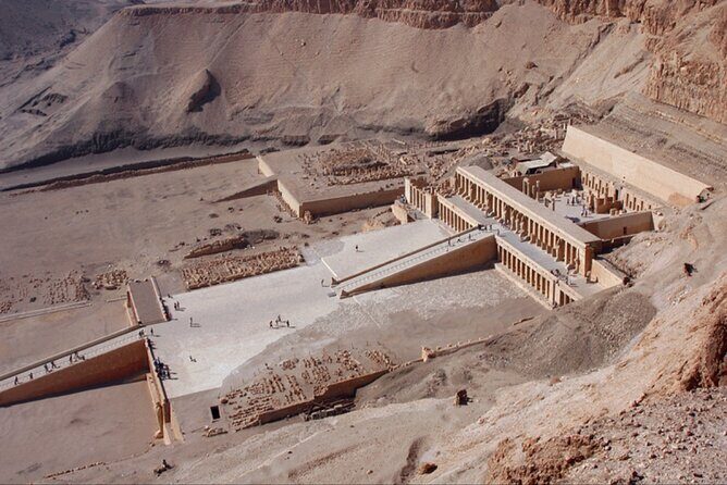 Exploring Luxor's East and West Bank: Treasures Await - Practical Details & What You Should Know