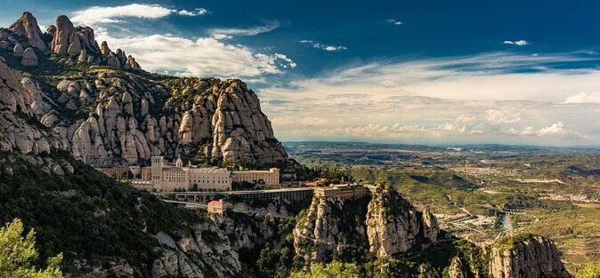 exploring-montserrat-small-group-hike-and-monastery-visit