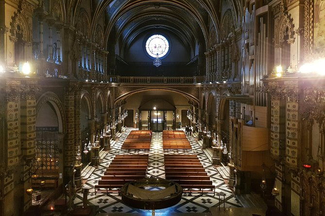 exploring-montserrat-small-group-hike-and-monastery-visit