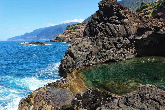 exploring-new-northwest-frontiers-beyond-madeira-in-4x4-tour
