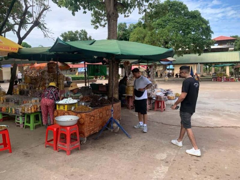 Exploring Phnom Penh to Kratie: Scenic Stop in Kampong Cham - Scenic Drive with a Cultural Touch