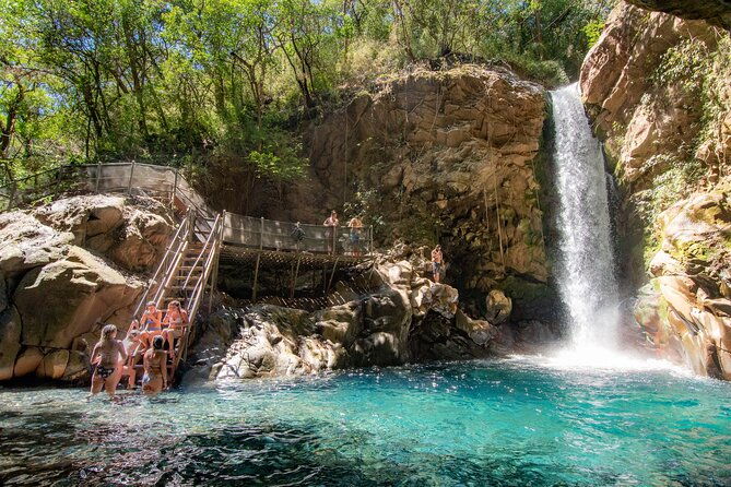 exploring-rincon-de-la-vieja-volcano-and-waterfall