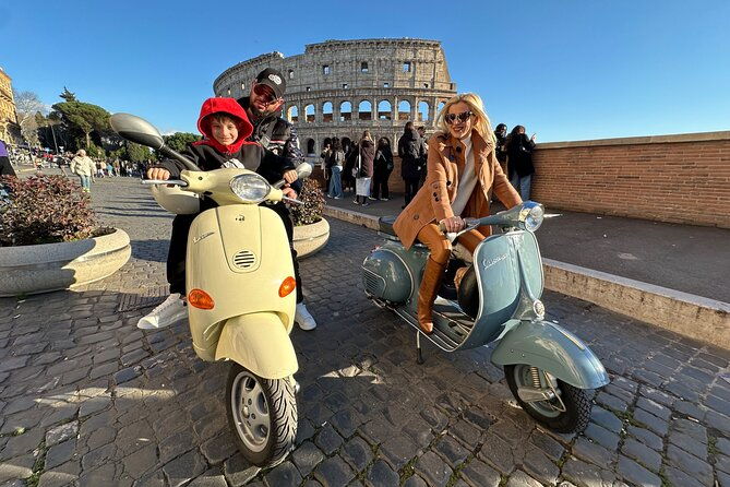 exploring-rome-on-a-vintage-vespa-adventure-journey