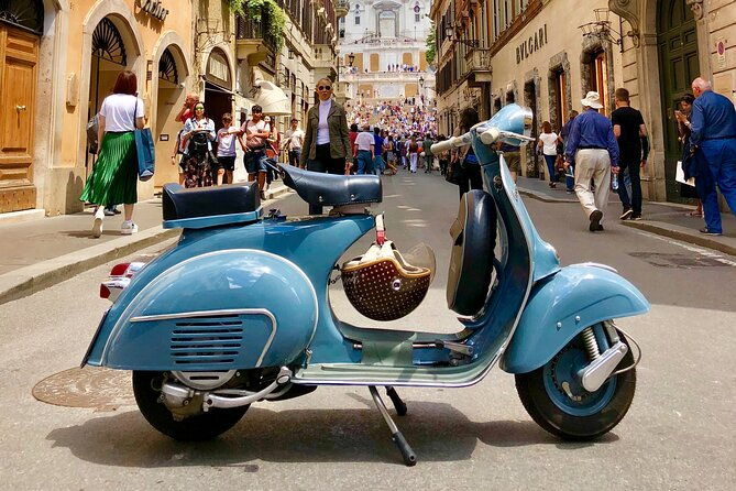 exploring-rome-on-a-vintage-vespa-adventure-journey