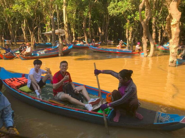 exploring-the-enchanting-kampong-phluk-floating-village