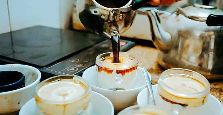 exploring-vietnamese-coffee-culture-coffee-making-in-hoi-an