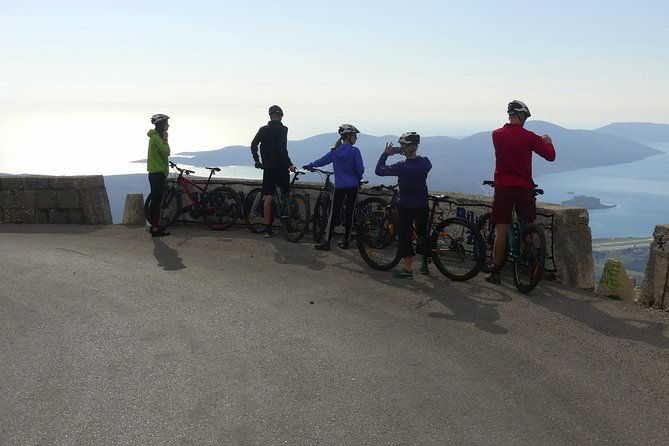 express-cable-car-ascent-25turns-epic-bike-descent