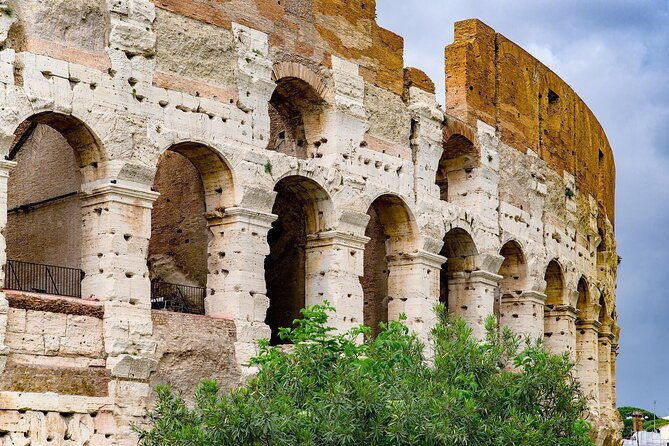 express-colosseum-ancient-rome-access-semi-private-tour