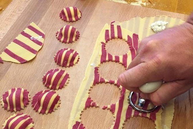 express-pasta-making-lesson-with-gourmet-dinner-2