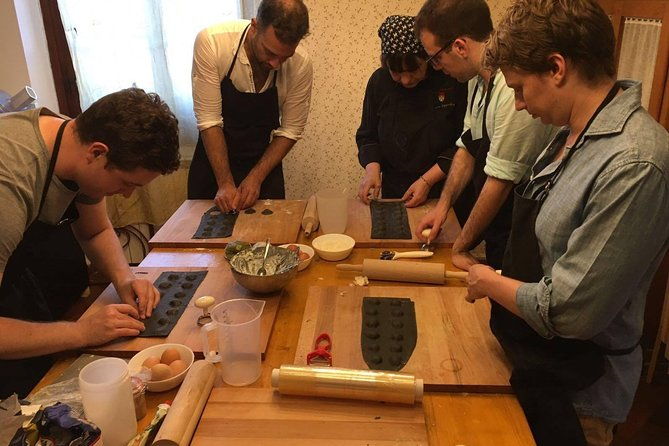 express-pasta-making-lesson-with-gourmet-dinner