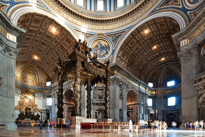 express-st-peters-basilica-guided-tour-in-an-hour