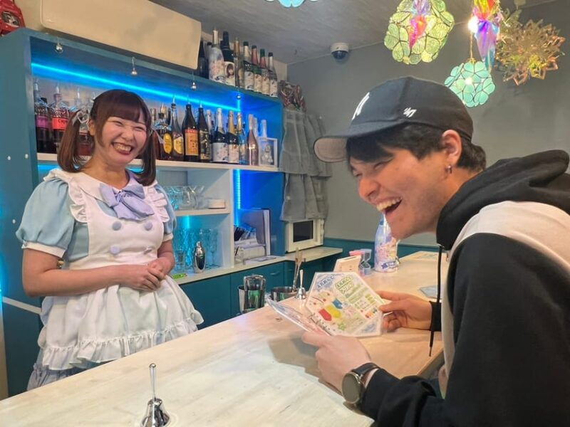 express-time-in-osaka-maid-cafe-local-culture