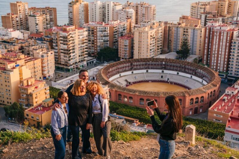 express-tuktuki-tour-in-malaga-gibralfaro-viewpoint-and-photography