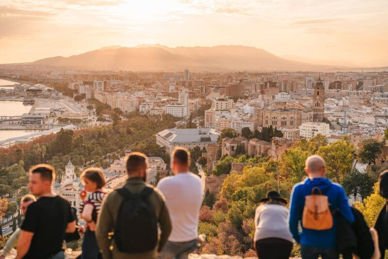 express-tuktuki-tour-in-malaga-gibralfaro-viewpoint-and-photography