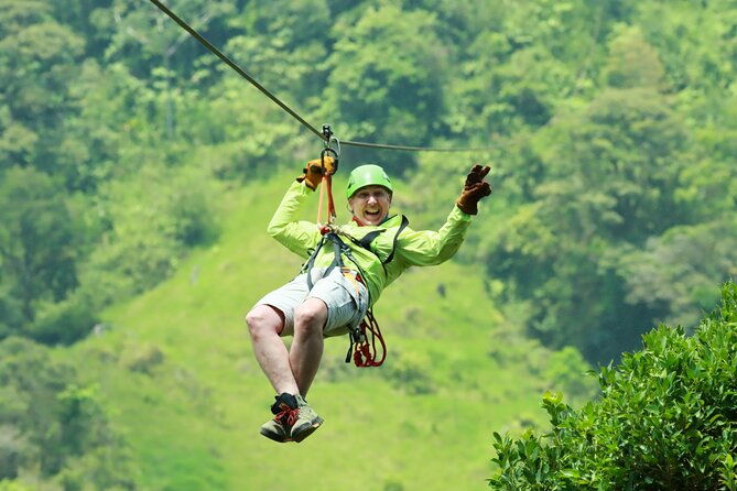 extreme-canopy-tour-in-monteverde