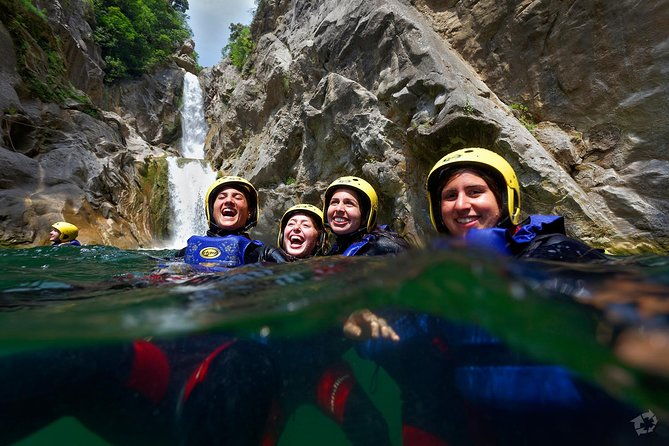 extreme-canyoning-on-cetina-river-from-split-or-zadvarje