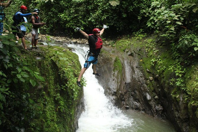 extreme-combo-gravity-falls-jumping-and-rafting-class-2-3