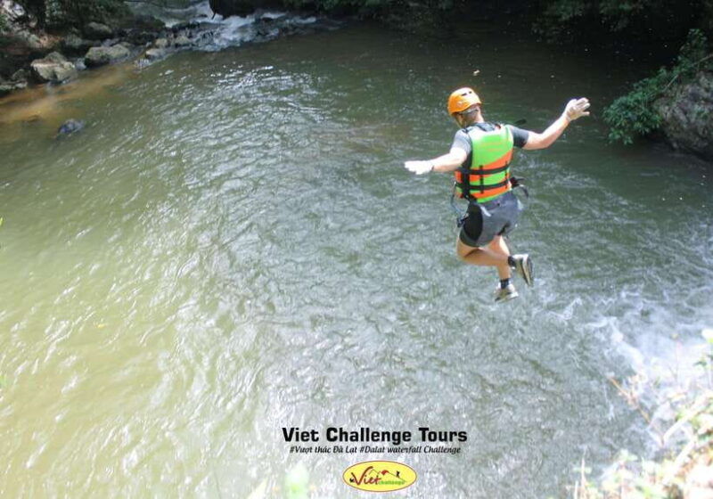 extreme-zipline-1500m-canyoning-in-da-lat