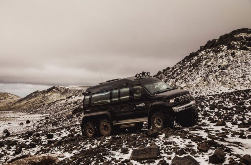 eyjafjallajokull-volcano-and-glacier-jeep-tour