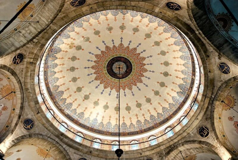 eyup-sultan-mosque-and-eyup-district-istanbul-walking-tour
