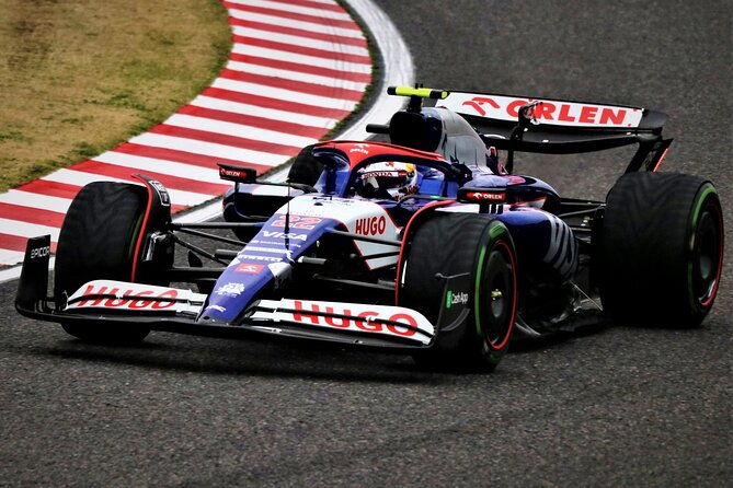 f1-japanese-grand-prix-jr-chartered-train-departing-from-osaka