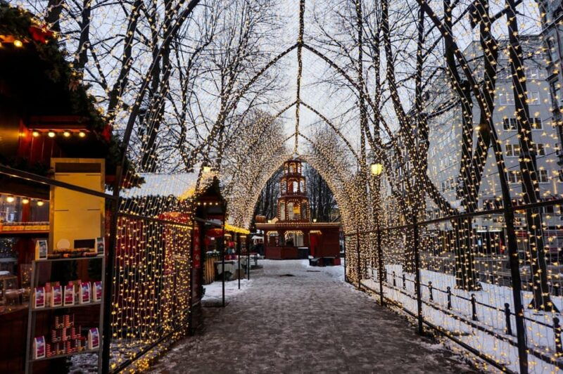 fabulous-christmas-journey-in-oslo-walking-tour