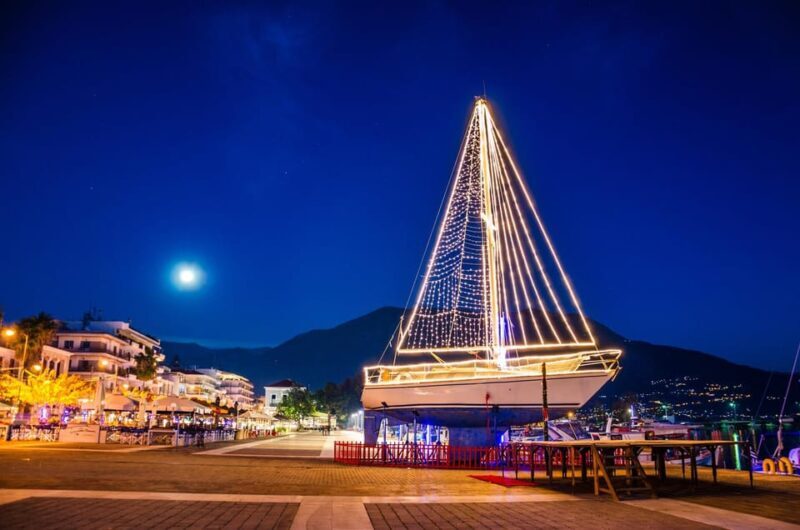 Fabulous Christmas Tour in Old Town Rethymno - Key Points