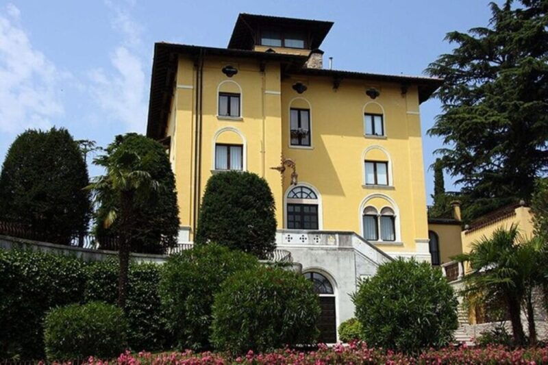 fabulous-heritage-of-sirmione-walking-tour