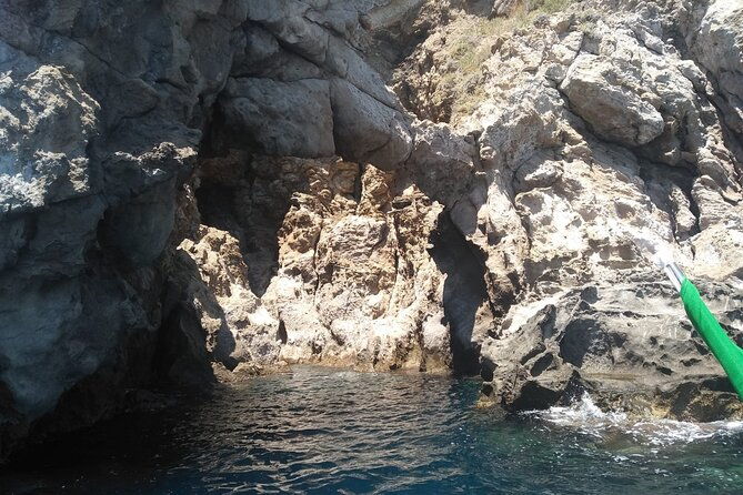 fabulous-private-capri-boat-tour-from-sorrento