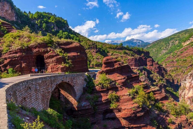 fabulous-red-canyon-and-entrevaux-private-full-day-tour-2