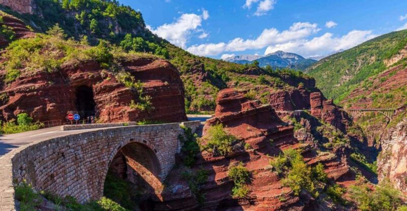 fabulous-red-canyon-and-entrevaux-private-full-day-tour-2