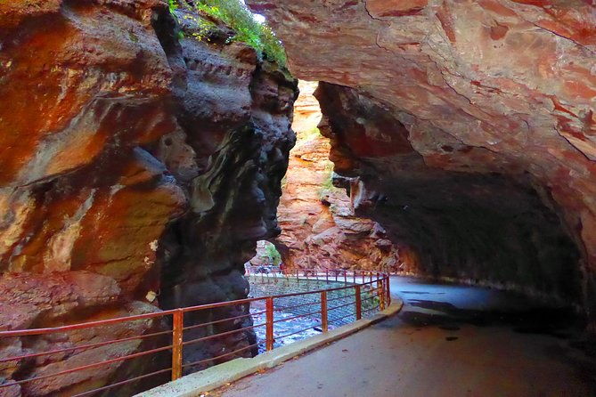 fabulous-red-canyon-and-entrevaux-private-full-day-tour