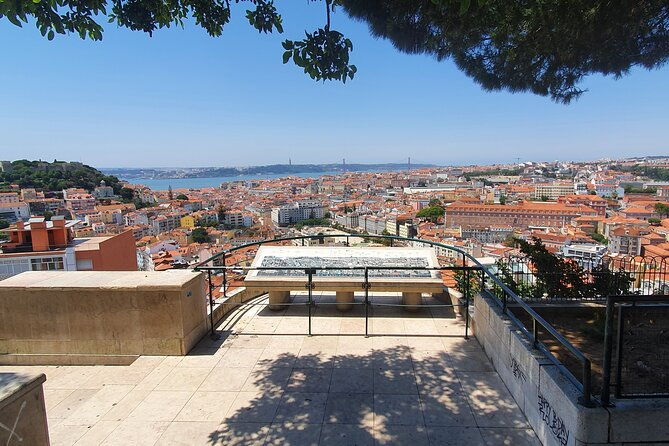 fado-tuktuk-tour-120-mins-max-6-people