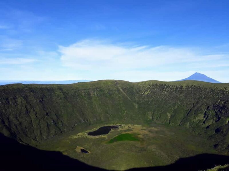 Faial: Private 4WD Full Day Island Tour with Local Guide - Discover Faial: A Private 4WD Full Day Island Tour with a Local Guide