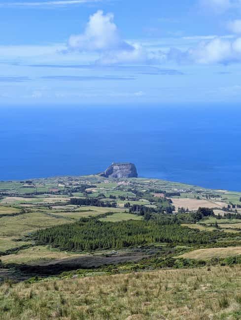 Faial: Private 4WD Half Day Island Tour with Local Guide - Key Points