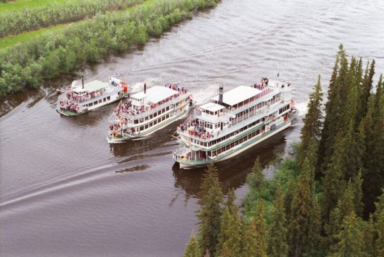 fairbanks-riverboat-cruise-and-local-village-tour
