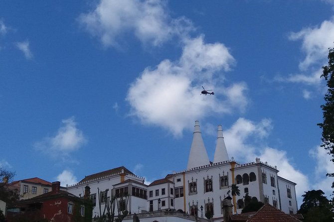 fairy-tale-romantic-sintra-fishermen-village-cascais-highlights