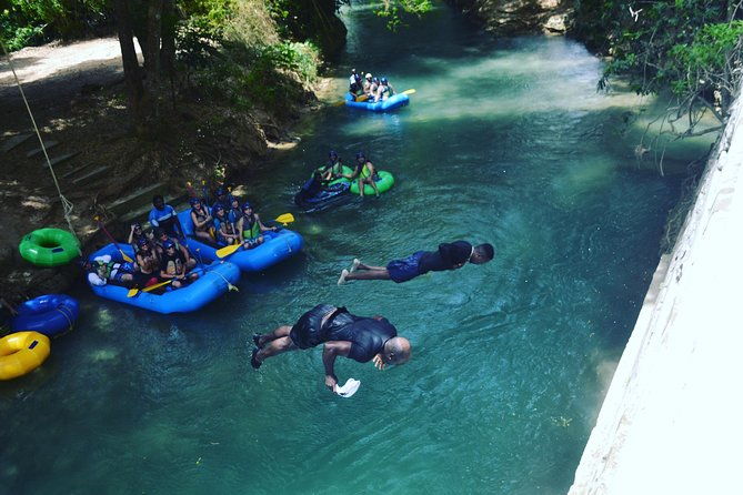 falmouth-waterfalls-rafting-and-beach-adventure